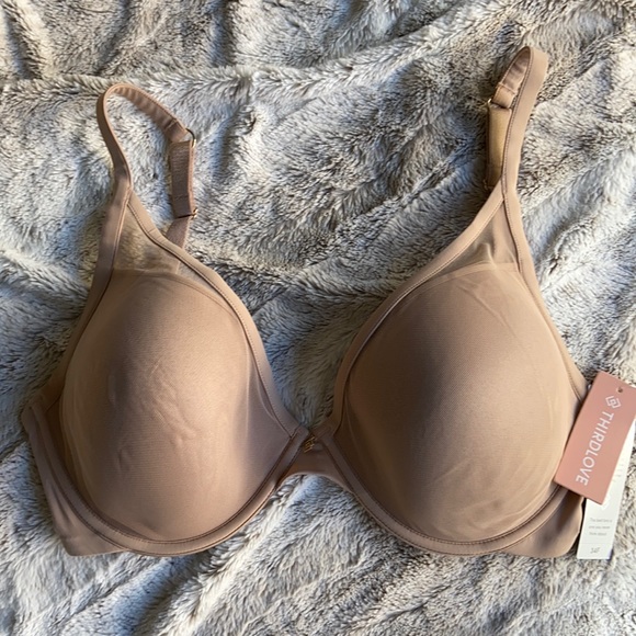 Thirdlove 24/7 Classic Uplift Plunge Bra in Taupe - Picture 3 of 6